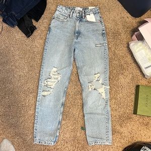 Zara Classic Mom Fit High Rise Ankle Length Blue Jeans